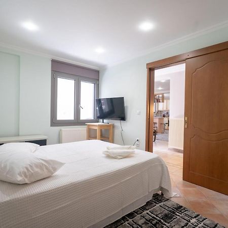 Rafina 1 Bedroom 2 Persons Apartment By Mps Экстерьер фото